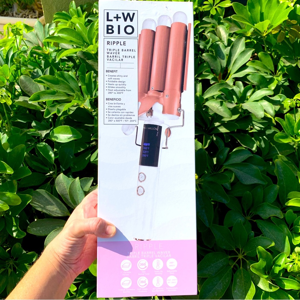 New Triple Barrel Weaver Curling Iron with White Handle by L+W Bio